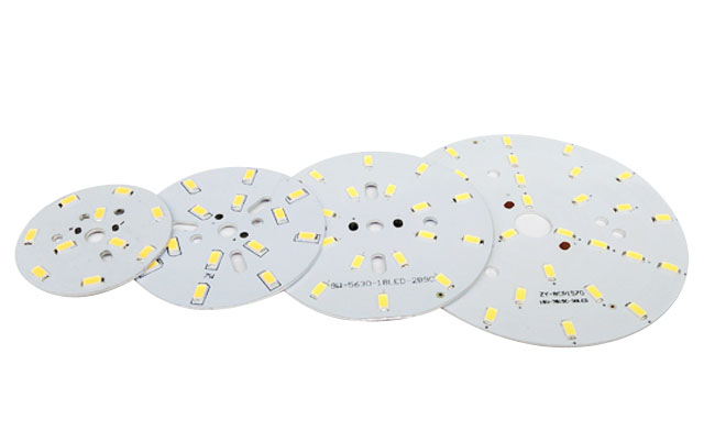 廣東筒燈，led筒燈，筒燈廠家，COB筒燈知名品牌華輝照明，公司產(chǎn)品通過3C、CE、UL、VDE等國內(nèi)外權(quán)威認(rèn)證。