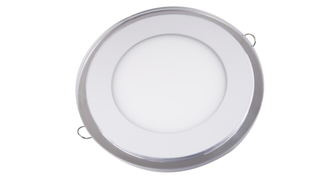 華輝照明致力于面板燈,led面板燈,面板燈廠家,直發(fā)光面板燈，側發(fā)光面板燈燈等綠色環(huán)保產(chǎn)品的研發(fā)、生產(chǎn)、銷售及技術服務。