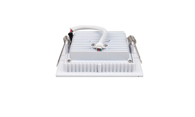 華輝照明成立于1987年，是一家專業(yè)生產(chǎn)面板燈,led面板燈,面板燈廠家,直發(fā)光面板燈，側(cè)發(fā)光面板燈的大型企業(yè)。