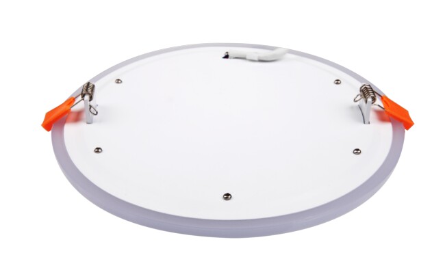 華輝照明產(chǎn)品有：面板燈,led面板燈,面板燈廠家,直發(fā)光面板燈，側(cè)發(fā)光面板燈高P無頻閃LED面板燈，光效均勻、柔和，無眩光。