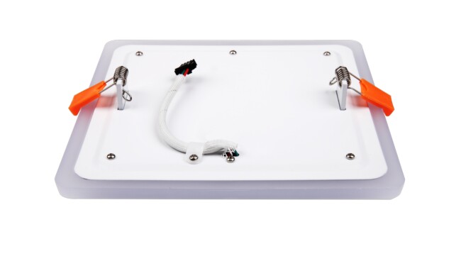 華輝照明成立于1987年，是一家專業(yè)生產(chǎn)面板燈,led面板燈,面板燈廠家,直發(fā)光面板燈，側(cè)發(fā)光面板燈的大型企業(yè)。