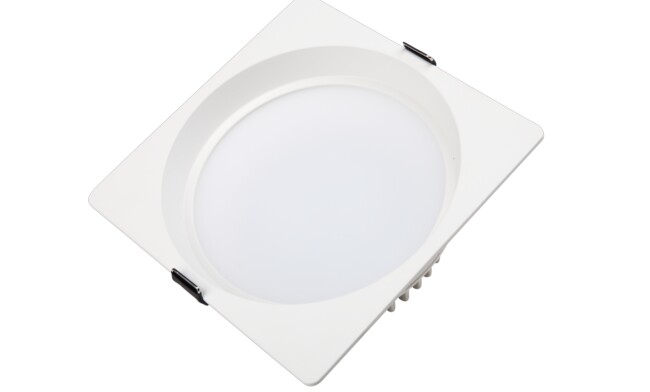 華輝照明專業(yè)生產(chǎn)LED筒燈，COB筒燈，全國(guó)行業(yè)領(lǐng)先，服務(wù)過(guò)全國(guó)各類工程達(dá)2000家。