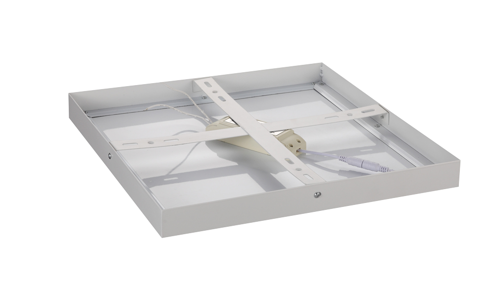 5.	廣東面板燈,led面板燈,面板燈廠家,直發(fā)光面板燈，側(cè)發(fā)光面板燈知名品牌華輝照明，公司產(chǎn)品通過(guò)3C、CE、UL、VDE等國(guó)內(nèi)外權(quán)威認(rèn)證。