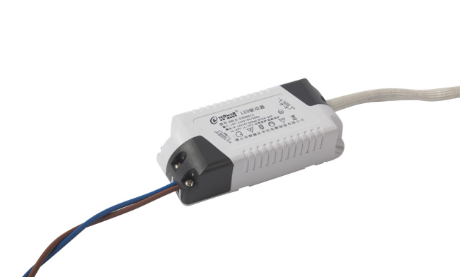 華輝恒流驅(qū)動 LED燈 天花燈 射燈 12W驅(qū)動 華輝恒流驅(qū)動 LED燈 天花燈 射燈 12W驅(qū)動